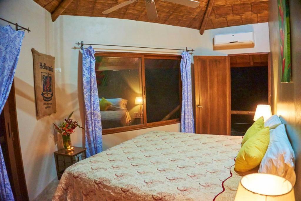 Bed and Breakfast Manoas à Uvita Extérieur photo