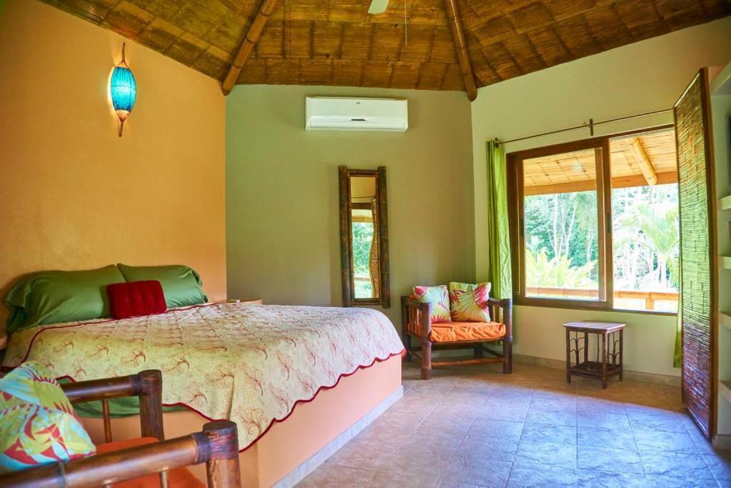 Bed and Breakfast Manoas à Uvita Extérieur photo