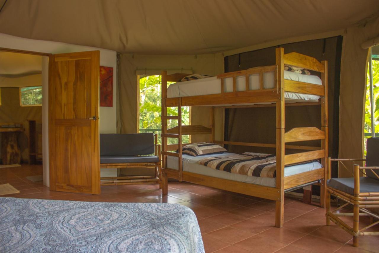 Bed and Breakfast Manoas à Uvita Extérieur photo
