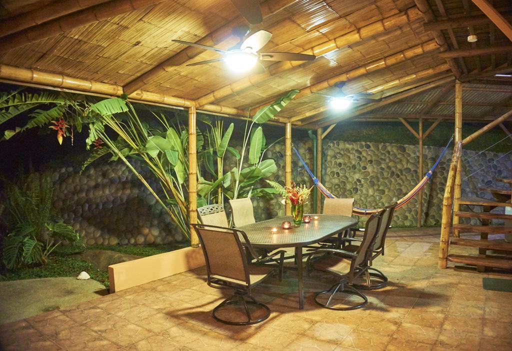 Bed and Breakfast Manoas à Uvita Chambre photo